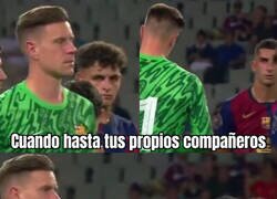 Enlace a Algo se vienen oliendo