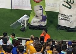 Enlace a La ídolo de los más jóvenes