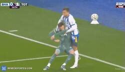 Enlace a ¿Hasta cuando tenemos que seguir viendo imágenes así en el fútbol?