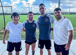 Enlace a Busquets y Lewandowski podrían compartir botas