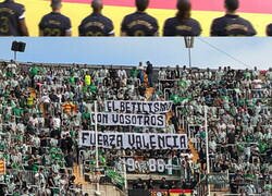 Enlace a El precioso homenaje en el primer partido en Mestalla tras la DANA