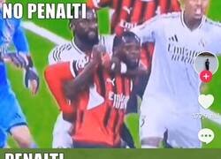 Enlace a Distinto color de camisetas, distintas reglas.