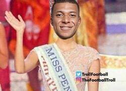 Enlace a Mbappé Miss Penalty