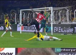 Enlace a Cuando alabas a Nico en la previa y el que te acaba vacunando es su hermano