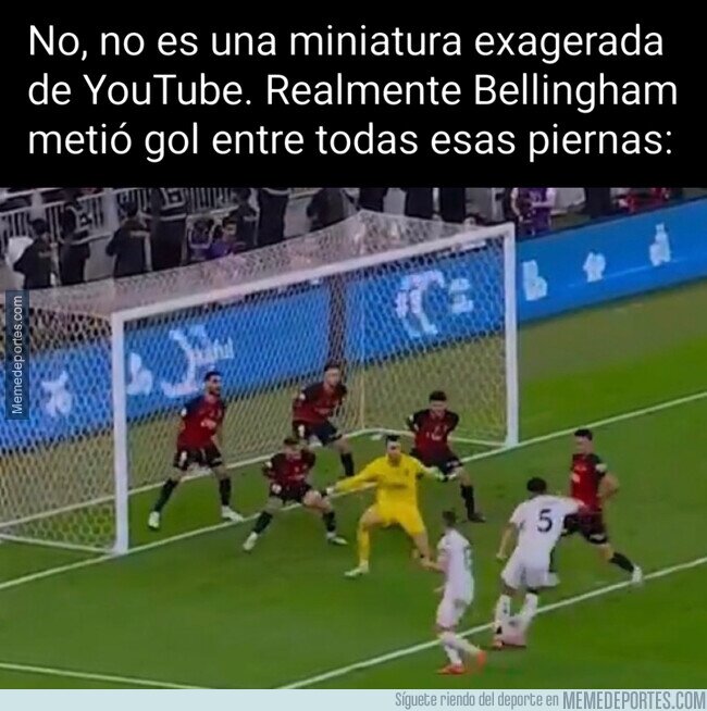 1214092 - ¿Por dónde entró ese balón?
