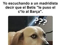 Enlace a Y con la cara seria y todo.