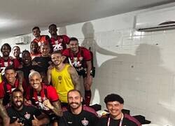 Enlace a Buena foto de equi... Espera, ¿qué?