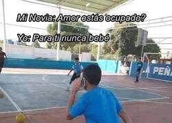 Enlace a Más esclavo que novio, pero vale