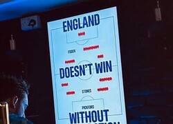 Enlace a Polémico banner encontrado en un pub de Inglaterra... pero por otro motivo.