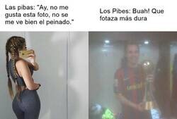 Enlace a Aún despierto en las noches recordando esta foto de Iniesta