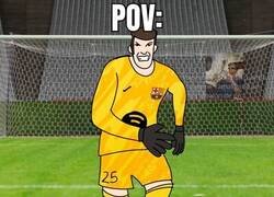 Enlace a Y casi lo deja sin costillas