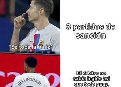 Enlace a Debió levantar la mano como Flick para que le cayera alguna sanción, obviamente.