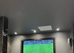 Enlace a Mientras tanto, en el baño del bar que nunca visitarás: