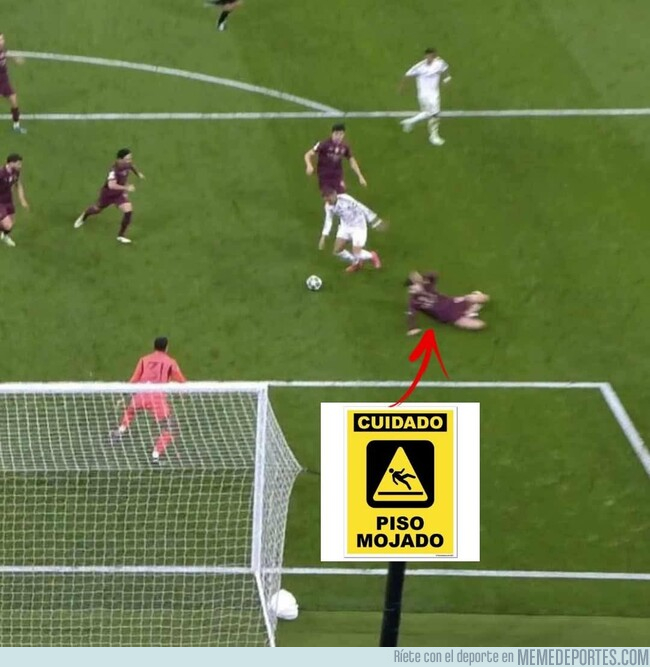 1216066 - Precaución: piso mojado por las lágrimas de los culés