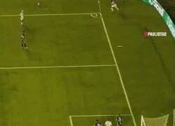 Enlace a El mejor ángulo posible para apreciar el gol olímpico de Neymar