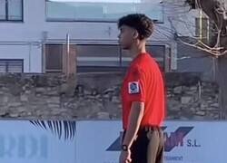 Enlace a Duele verle en esos colores