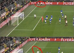 Enlace a A Italia le hicieron el córner de Alexander Arnold