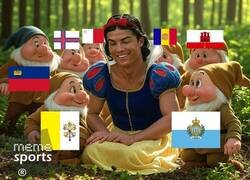 Enlace a El bicho y sus siete enanitos