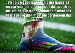 Enlace a Estos son los mimos que van abanderados contra el racismo, por cierto.