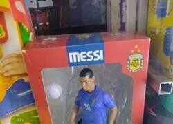 Enlace a Debe ser un juguete de Disney...