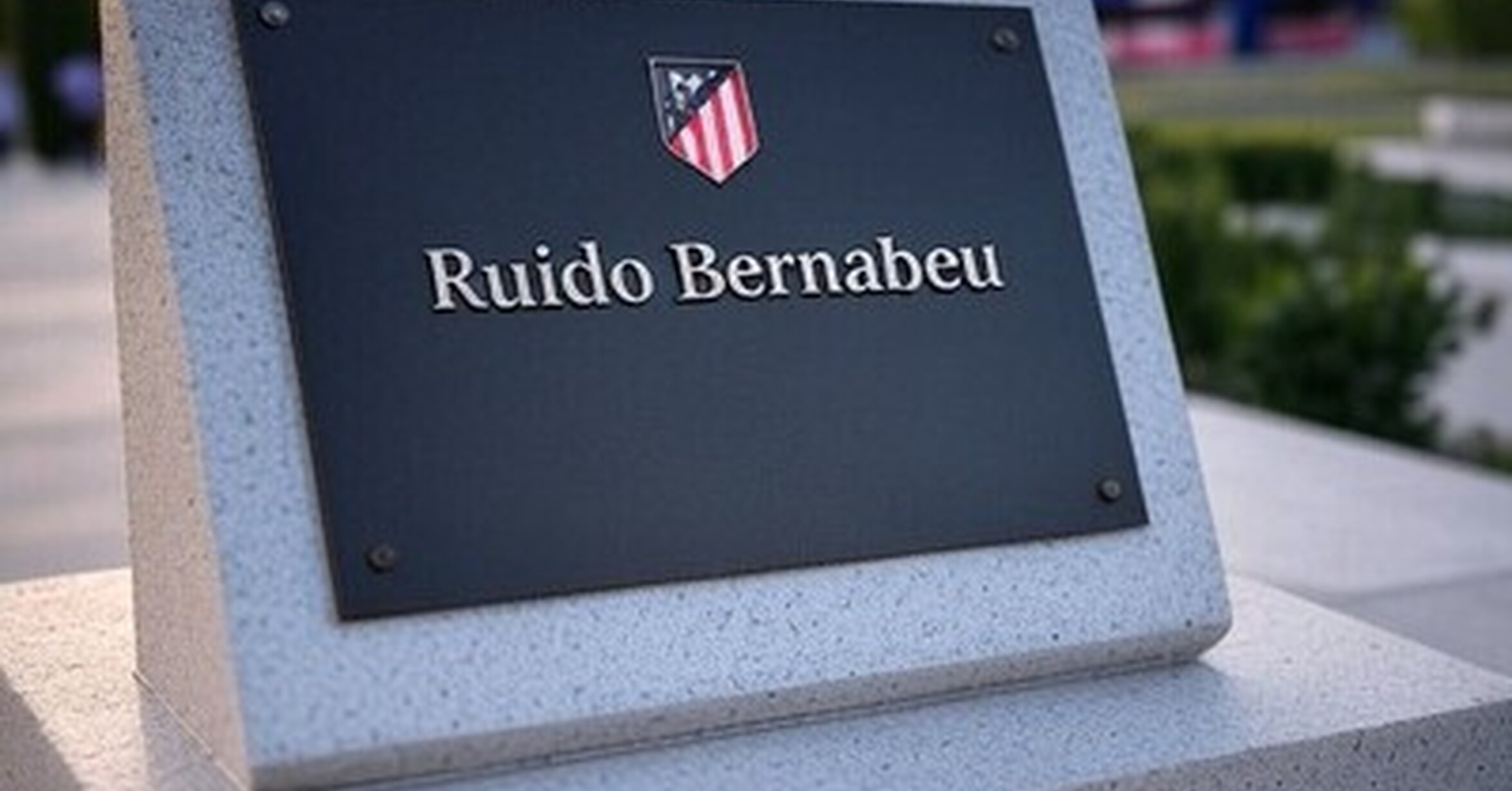 Ruido Bernabéu merece una placa más que Courtois