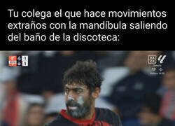 Enlace a Tienes algo en la cara...