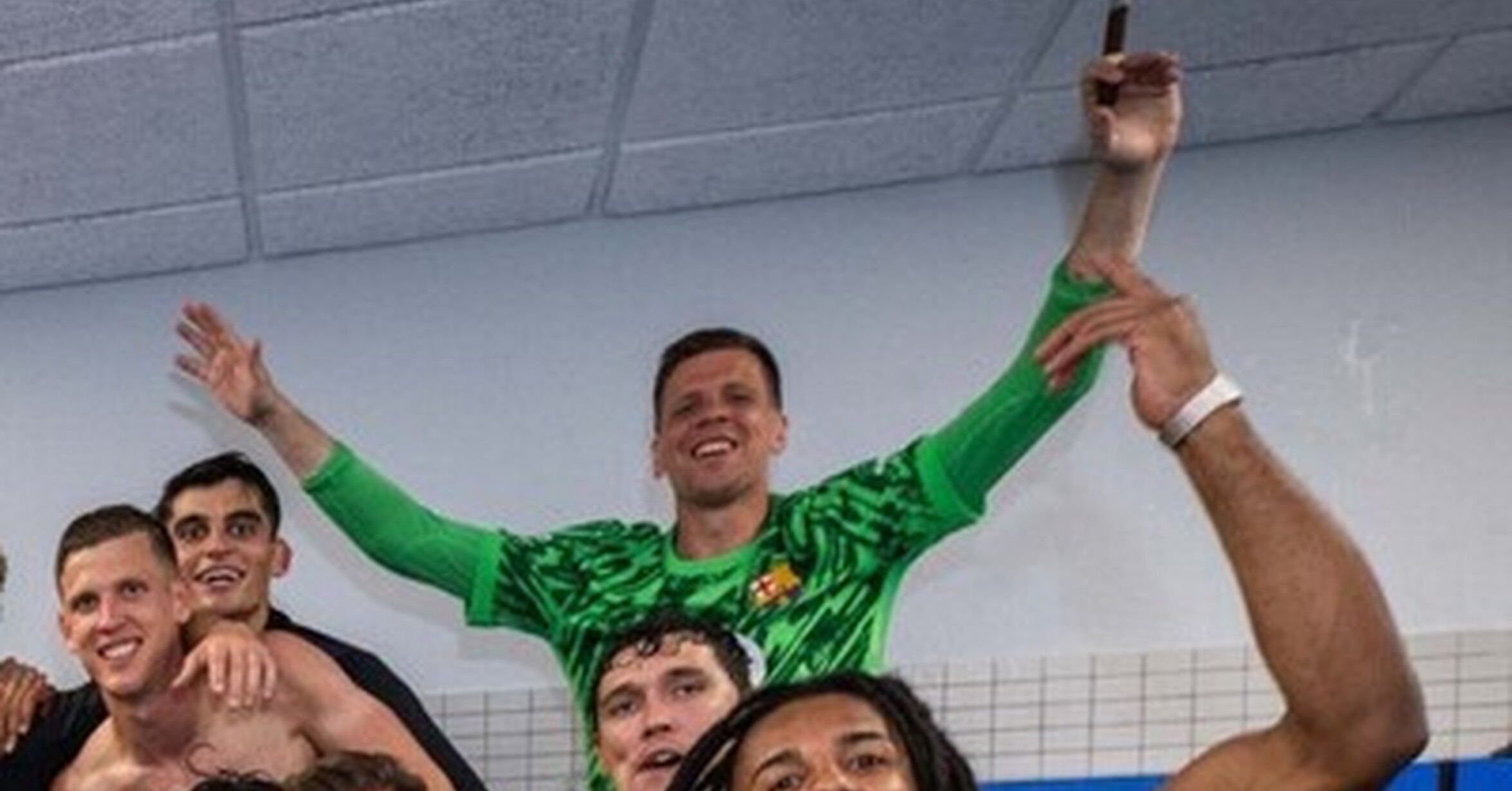 Szczesny tiene sus hábitos