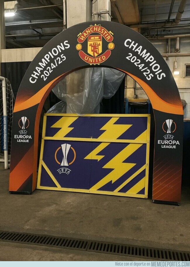 1222576 - Se han quedado a las puertas