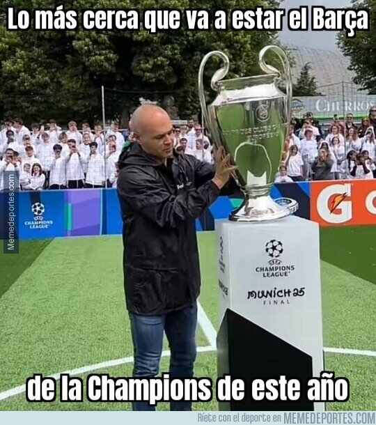 1223133 - Iniesta entrega la Champions en Múnich