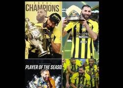 Enlace a Benzema enseñándonos cómo se ve una liga conquistada