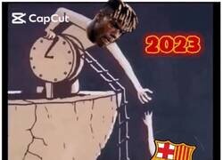 Enlace a Lleva riéndose de ellos 3 años