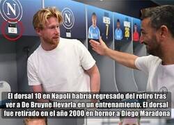 Enlace a El 10 en Napoli estaría de regreso