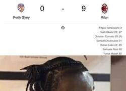 Enlace a La piedad del Milan en su último amistoso