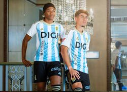 Enlace a El Oviedo vestirá de Argentina para su segunda equipación