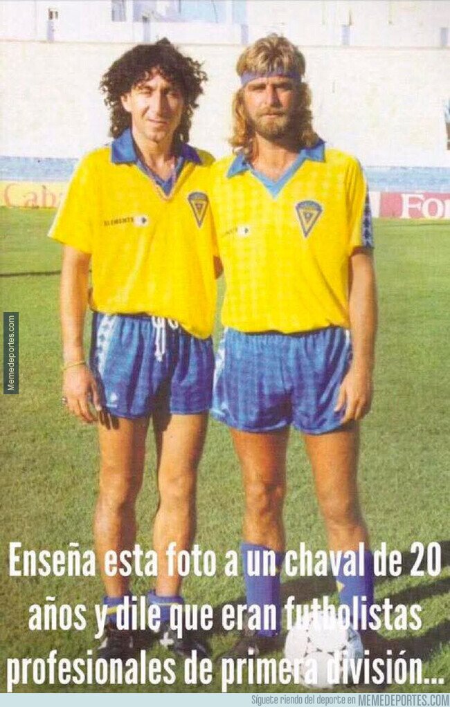 1227467 - Eran otros tiempos y otro fútbol