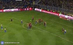 Enlace a Espectacular golazo de Angel Di María en su primer clásico contra Newells