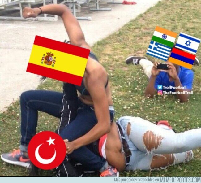 1229421 - España abusando de Turquía