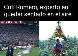 Enlace a No es fácil, pero a él se le da bien