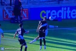 Enlace a De las patadas más finas que he visto alguna vez.