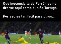 Enlace a Que Mbappé se tira a la piscina en esta misma jugada lo sabemos todos.