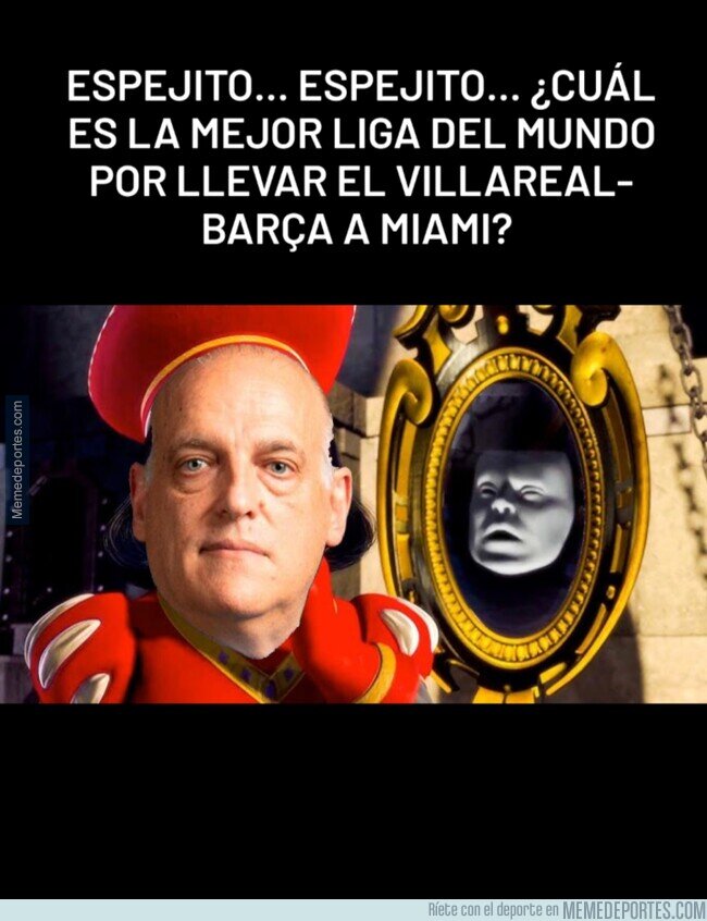 1231262 - Tebas mirándose al espejo