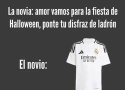 Enlace a Ya van saliendo los fantasmas