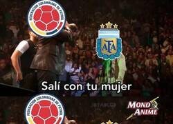 Enlace a Traición entre selecciones