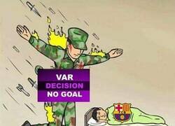 Enlace a El VAR salvando al Barça de una mayor goleada