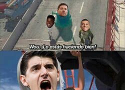 Enlace a Courtois salvó al Madrid en Anfield