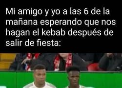 Enlace a Esperando y contemplando