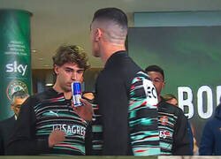 Enlace a ¿Este no bebía solo agua?