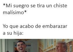 Enlace a Tengo las mejores risas falsas