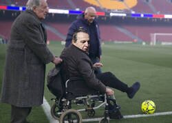 Enlace a Precioso saque de honor