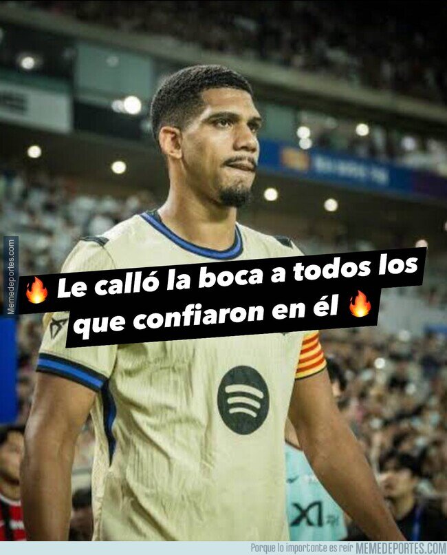 1233200 - Araújo callando bocas